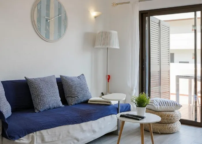 Wow Flat 200M Beach, 10Min Downtown, Terrace With Sea View